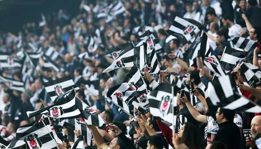 Beşiktaşlı taraftarlar Dolmabahçe'yi dolduracak!