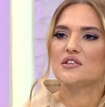 Demet-Akalın,-Milli-Eğitim-Bakanlığı'na-isyan-etti!-'Geçen-sene-3-bin-TL-olan...'