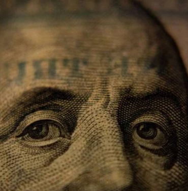 Dolar yılın zirvesini gördü 9 Dolar yılın zirvesini gördü