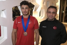Dünya üçüncüsü Yunus Emre Başar doğuştan güreşçi