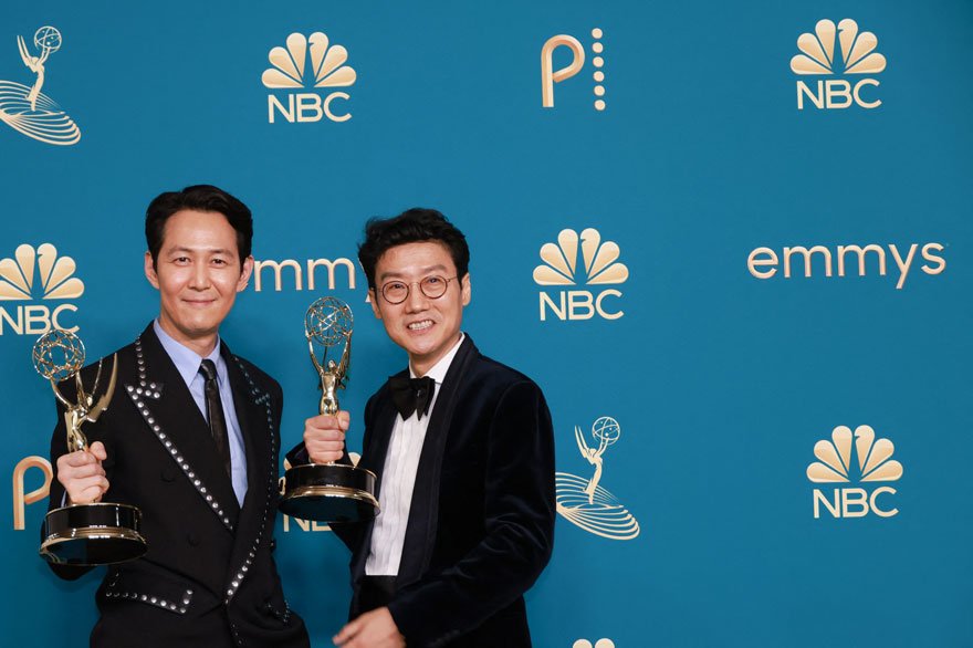 Emmy Ödülleri sahiplerini buldu: Geceye damga vurdular
