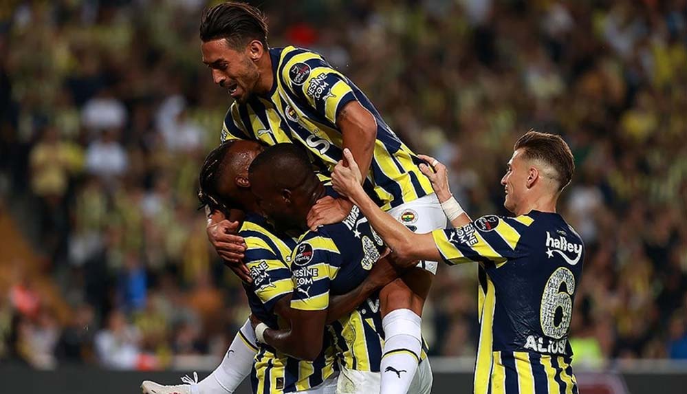 Fenerbahçe, Alanyaspor karşısında gol oldu yağdı 4 Fenerbahçe,-Alanyaspor-karşısında-gol-oldu-yağdı