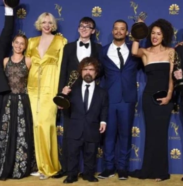Game Of Thrones’un Jon Snow’u Kit Harington açıkladı “Dedem ajanmış, James Bond’a ilham vermiş olabilir”