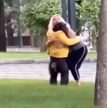 Hayvanat bahçesinden kaçıp eve bisikletle dönen şempanzenin hikayesi duygulandırdı 4 Hayvanat bahçesinden kaçıp eve bisikletle dönen şempanzenin hikayesi duygulandırdı
