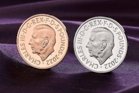 İngiltere'nin Kral Charles'lı yeni madeni paraları görücüye çıktı