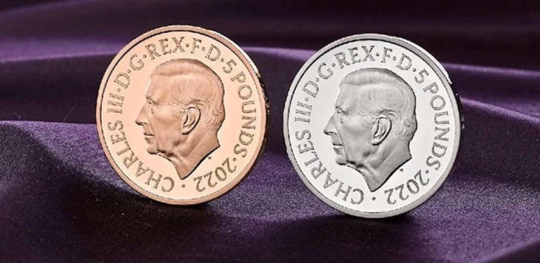 İngiltere’nin Kral 3.Charles’lı yeni madeni paraları görücüye çıktı