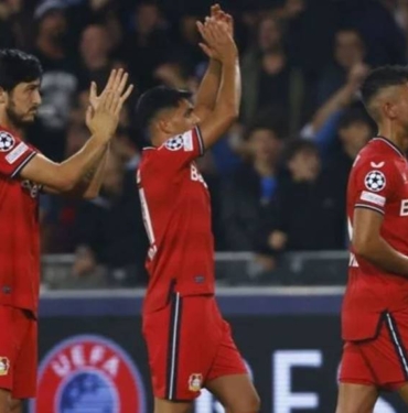 İranlı futbolcu Sardar Azmoun'dan kadınlara destek: 'Allah beni kâfir eylesin' 3 İranlı futbolcu Sardar Azmoun'dan kadınlara destek 'Allah beni kâfir eylesin'
