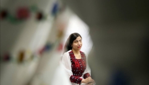 İranlı modacı asit saldırısına uğrayan kadınları model olarak çalıştırıyor