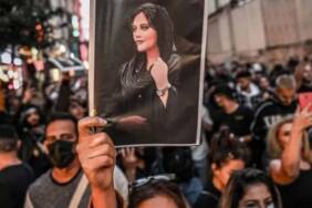 İran'da-Mahsa-Amini-isyanı--Can-kayıpları-artıyor