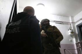 İstanbul'da-eş-zamanlı-uyuşturucu-operasyonu--367-kişi-yakalandı