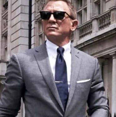 James Bond’un otomobili rekor fiyata satıldı