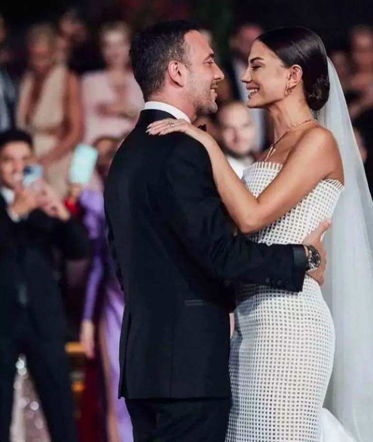 Kayınvalidesinden Demet Özdemir'e düğün sonrası ilk mesaj