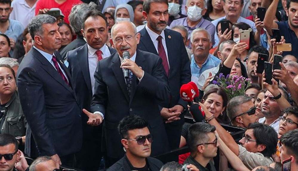Kemal-Kılıçdaroğlu--'Hiç-unutmayın,-onların-burunlarından-fitil-fitil-bu-Bay-Kemal-getirecek'