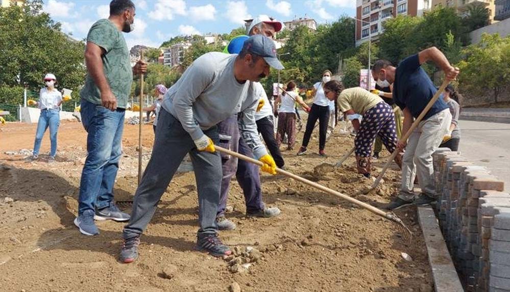 Komünist Başkan Maçoğlu çağrı yaptı, 40 günlük işi halk bir haftada bitirdi