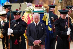 Kraliçe II. Elizabeth'in çocukları cenaze başında nöbet tuttu 7 Kraliçe II. Elizabeth'in çocukları cenaze başında nöbet tuttu