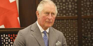 Kraliçe-2.-Elizabeth'in-oğlu-Charles,-İngiltere'nin-resmen-yeni-kralı-ilan-edildi