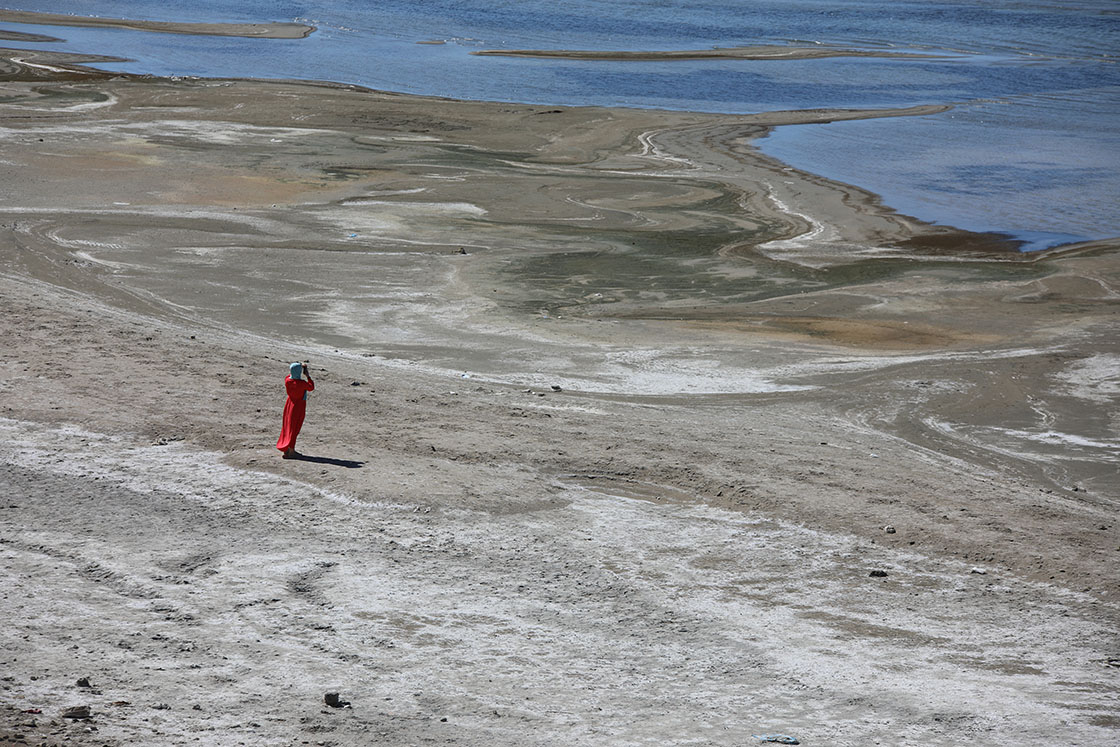 Van Gölü kurumaya devam ediyor...Kuraklık ve aşırı buharlaşmanın etkisiyle çekilme sürüyor