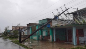 Lan kasırgasının vurduğu Küba'nın tamamında elektrikler kesildi
