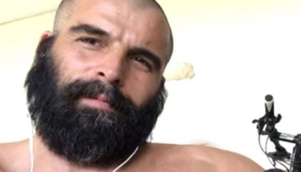 Mehmet-Akif-Alakurt’tan-skandal-paylaşım--'Döver,-bayıltır...'