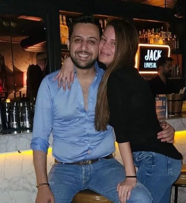 Merve Şarapçıoğlu sevgilisini överken eski eşi Berk Oktay'a 'adamlık' göndermesi