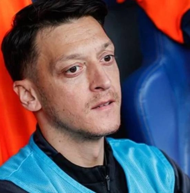 Mesut Özil'den sakatlığıyla ilgili açıklama