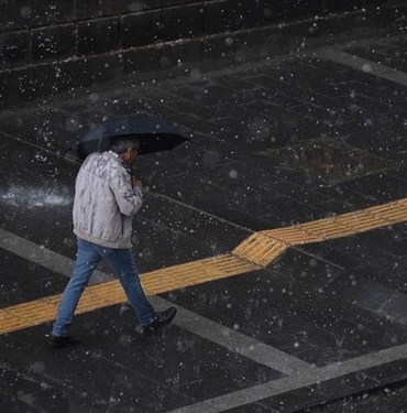 Meteoroloji'den Ankara ve Kırıkkale'de bazı ilçeler için sağanak uyarısı