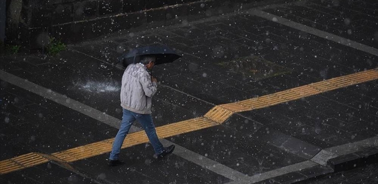 Meteoroloji’den Ankara ve Kırıkkale’de bazı ilçeler için sağanak uyarısı