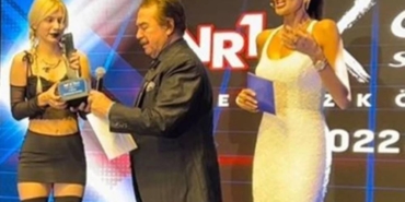 Orhan Gencebay Törende Aleyna'ya ödül vereceğimi bilmiyordum