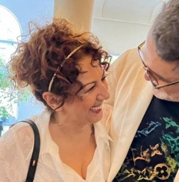 Oyuncu Günay Karacaoğlu evlendi, eski eş Şevket Çoruh'tan yorum gecikmedi: Çok güzelsiniz 2 Oyuncu Günay Karacaoğlu evlendi, eski eş Şevket Çoruh'tan yorum gecikmedi Çok güzelsiniz
