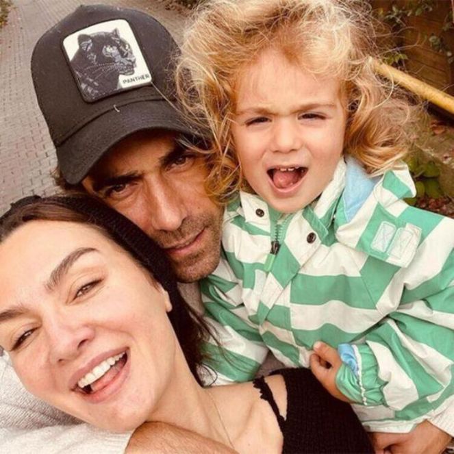 Oyuncu İbrahim Çelikkol ayrıldığı eşine büyük jest yaptı