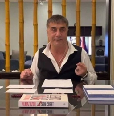 Sedat Peker'e 'ramazan kolisi' davası 2 Sedat Peker'in evine silahlı saldırı 1 yaralı
