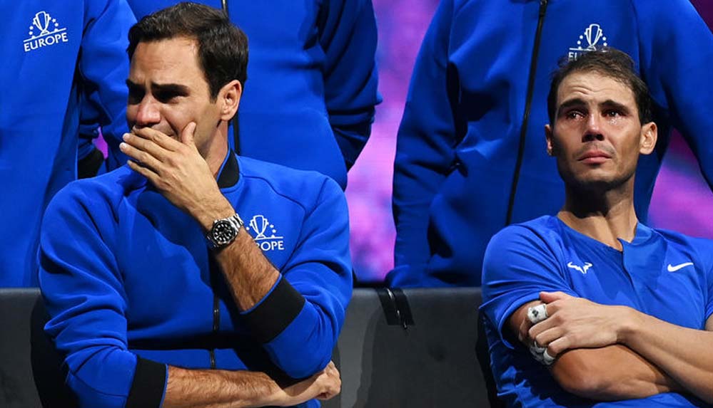 Tenisin efsanesi Roger Federer son maçının ardından kortlara veda etti