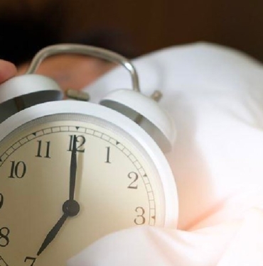 65 yaş üstünde iyi bir gece uykusu için ideal oda sıcaklığı açıklandı! 3 Uykusuzlukla başa çıkmanın 7 yolu