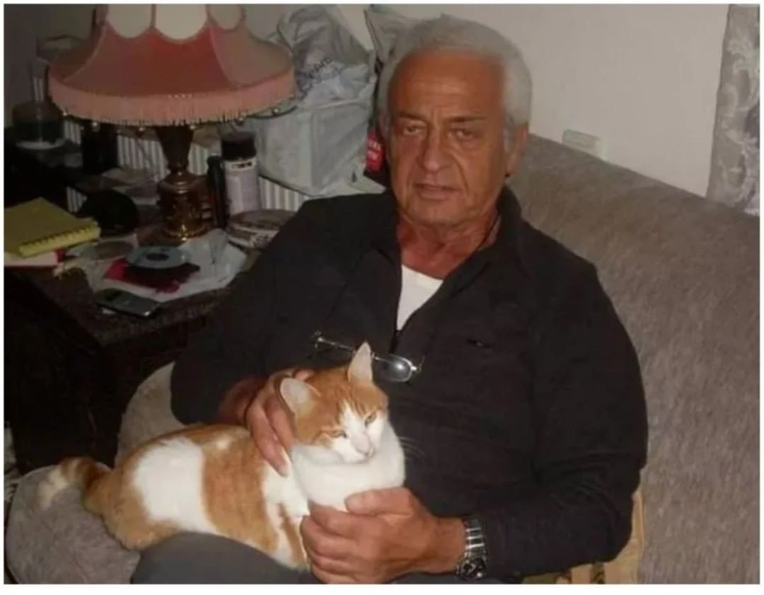 Yeşilçam'ın eski jönü Tunç Oral yaşamını yitirdi 3 Yeşilçam'ın eski jönü Tunç Oral yaşamını yitirdi