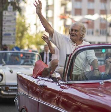 59.-Antalya-Altın-Portakal-Film-Festivali-geleneksel-kortejle-başladı