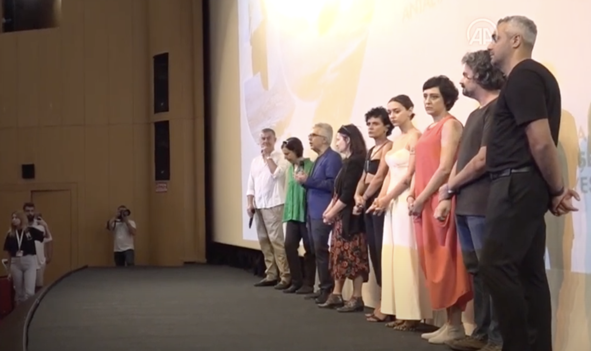 59. Antalya Altın Portakal Film Festivali'nde "Ayna Ayna" filmi izleyiciyle buluştu