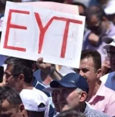 AKP'li-Jülide-Sarıeroğlu'ndan-EYT-ile-emekli-olacak-kişi-sayısı-açıklaması