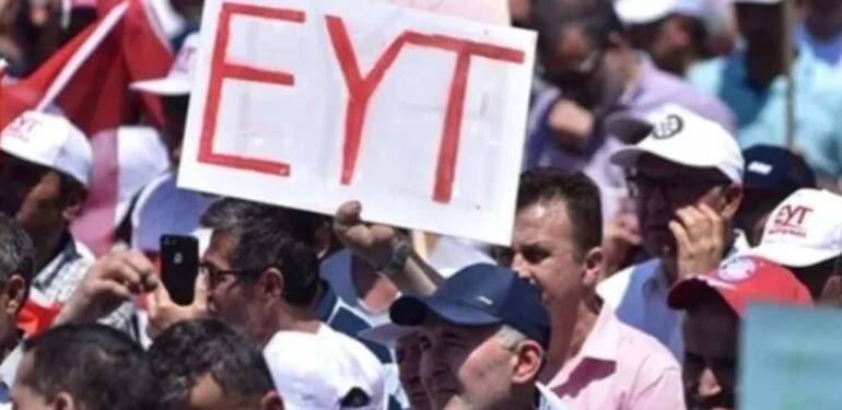 EYT’de son durum ne? EYT’de staj sigortası, kıdem tazminatı, askerlik borçlanması hakkı var mı? İşte EYT hakkında tüm detaylar