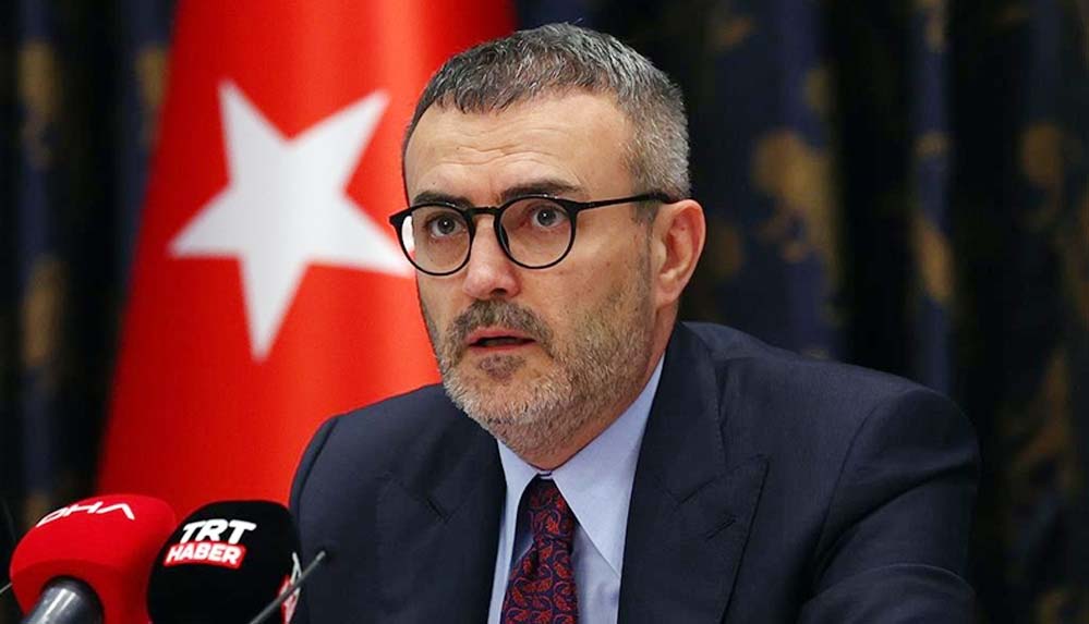 Cumhuriyet'i hedef almıştı... AKP'li Mahir Ünal, görevinden istifa etti