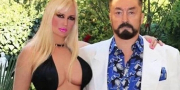 Adnan Oktar duruşmasında sanık Tülay Kumaşçı Benim Adnan Oktar'ı sevmem suç mu; hayranım, aşığım...