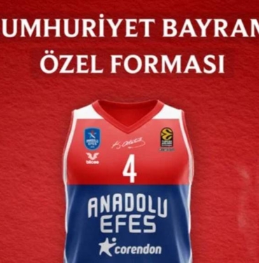 Anadolu Efes'ten 'Cumhuriyet Bayramı' forması
