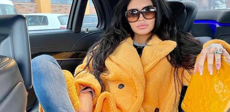 Ebru Polat bir paket sakıza 900 lira ödedi! Sosyal medyada tepki yağdı