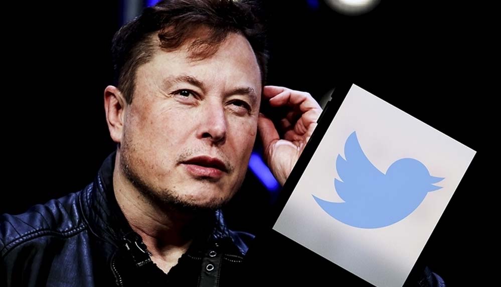 Elon Musk sonunda Twitter’ı satın aldı!