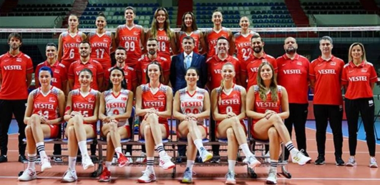 “Filenin Sultanları” FIVB Dünya Şampiyonası’nda yarın ABD ile karşılaşacak