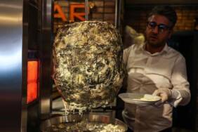 Göğermiş-peynirden-döner-yaptı--'Siparişi-yetiştirmekte-zorlanıyoruz'