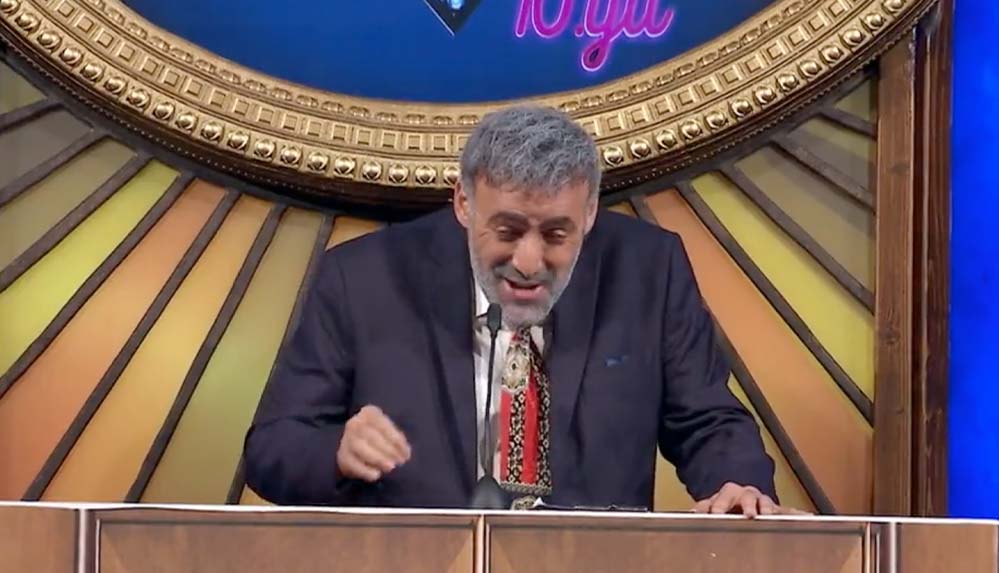 Güldür Güldür'den Nebati'li 'epistemolojik kopuş' skeci: Kim yazdı bunu? 4 Güldür-Güldür'den-Nebati'li-'epistemolojik-kopuş'-skeci--Kim-yazdı-bunu-