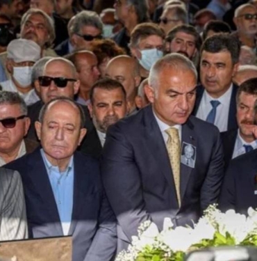 Halit Kıvanç'ın oğlu Ümit Kıvanç'tan cenaze tepkisi