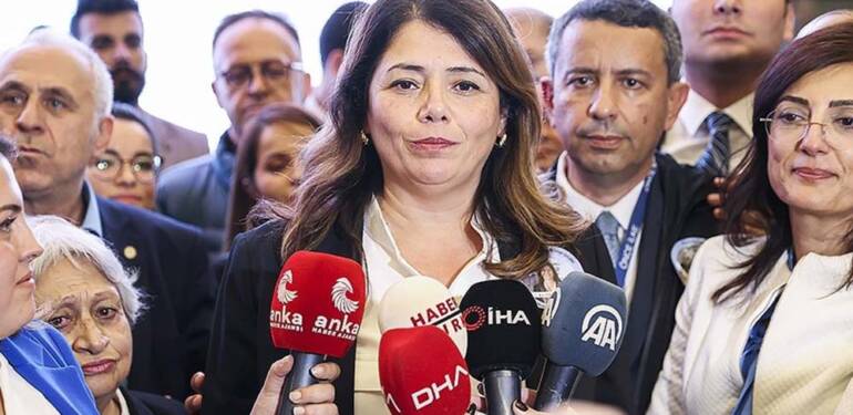 İstanbul-Barosu-başkanlığına-avukat-Filiz-Saraç-seçildi