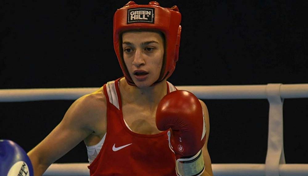 Milli-sporcu-Buse-Naz-Çakıroğlu'ndan-altın-madalya