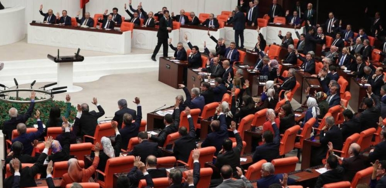 Muhalefet tarafından ‘sansür yasası’ olarak anılan ‘Dezenformasyonla Mücadele Yasası’ neler içeriyor?